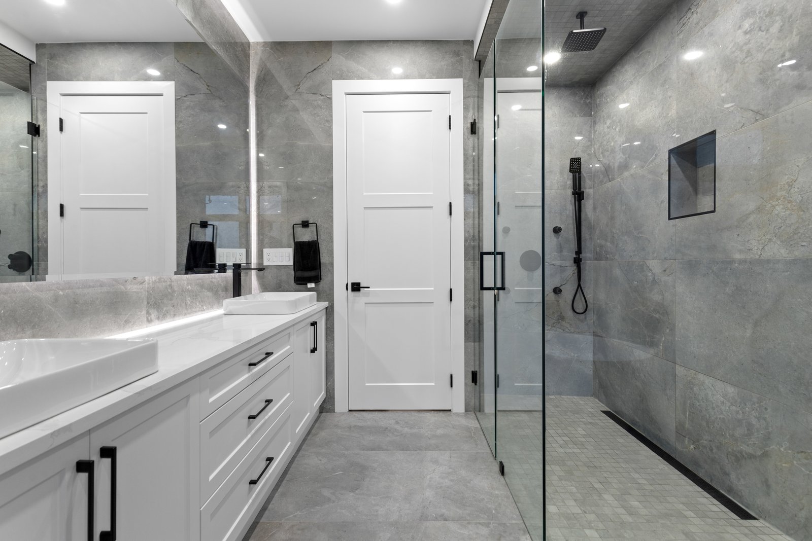 Canyon Ridge - Ensuite